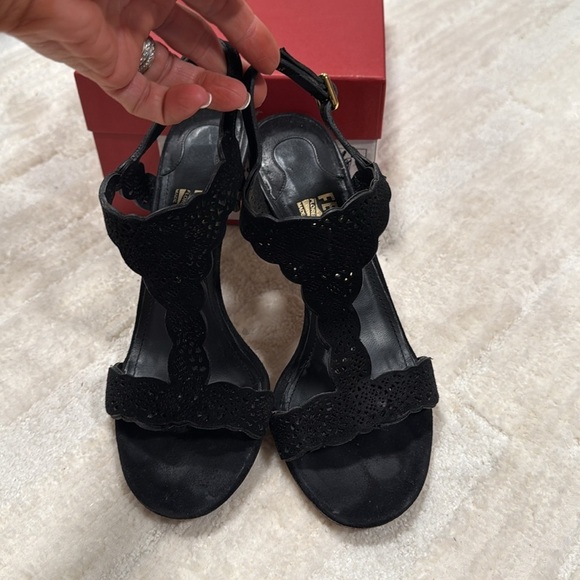 Salvatore Ferragamo Garcia Nero Suede Sandals - Picture 6 of 16
